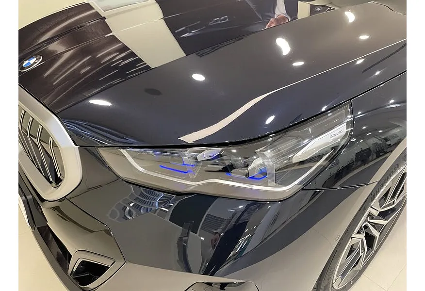 BMW 5 серия 520d xDrive AT (197 л.с.) Черный в АВИЛОН. Слайд №13