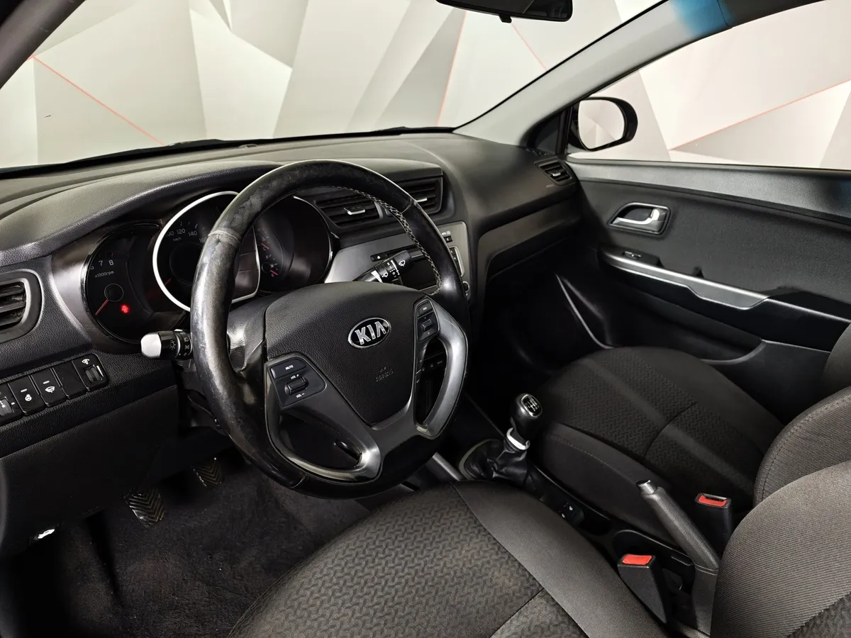 Kia Rio 1.6 6MT (123 л.с.) Синий в АВИЛОН. Слайд №19