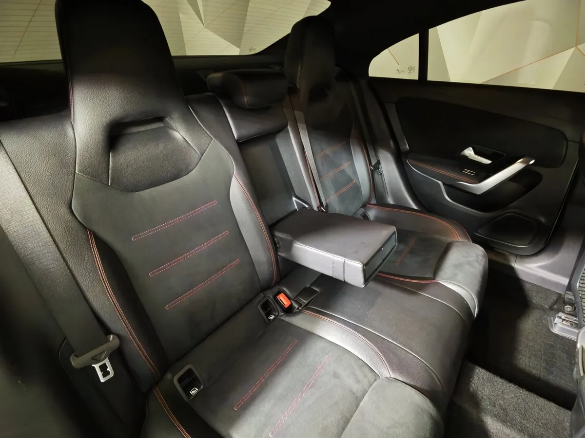 Mercedes-Benz CLA 200 7G-DCT (150 л.с.) Sport Белый в АВИЛОН. Слайд №16