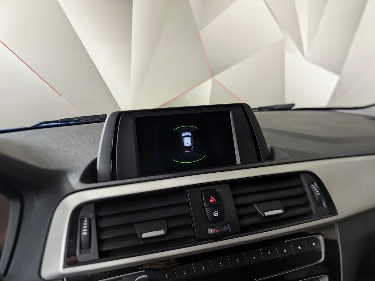 BMW 1 серия 118i AT (136 л.с.) Синий в АВИЛОН. Слайд №16