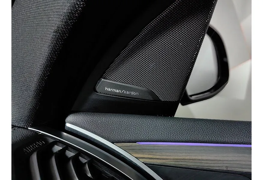 BMW X3 xDrive30d AT (249 л.с.) M Sport Черный в АВИЛОН. Слайд №17