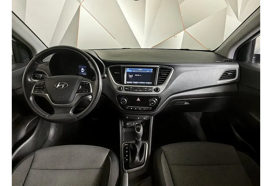 АВИЛОН - Hyundai Solaris 1.6 AT (123 л.с.) Elegance Белый - slide 7