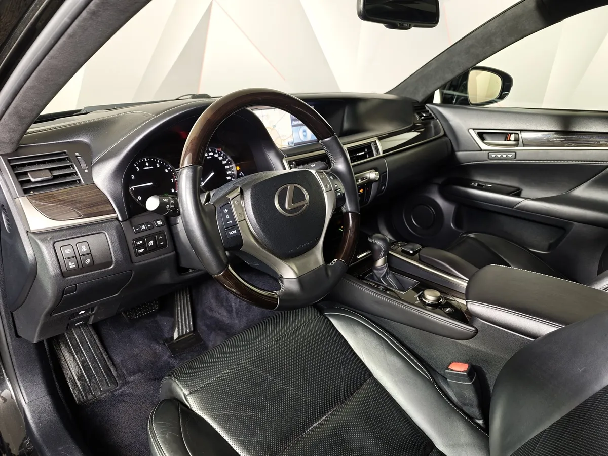 Lexus GS 350 AT AWD (317 л.с.) Черный в АВИЛОН. Слайд №19