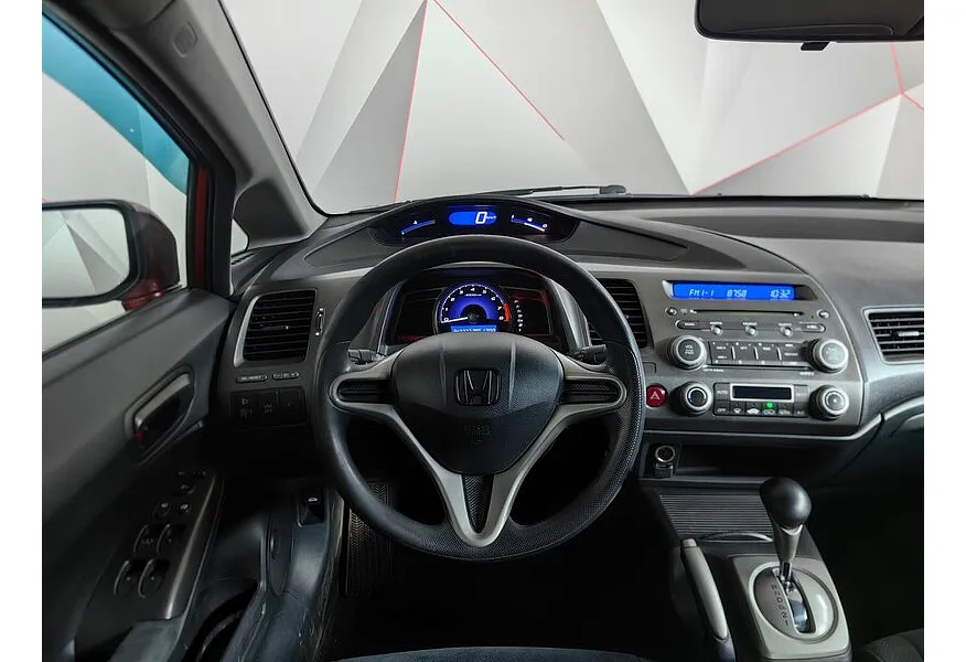 Honda Civic 1.8 I-SHIFT (140 л.с.) Красный в АВИЛОН. Слайд №18 Honda Civic 1.8 I-SHIFT (140 л.с.) Красный в АВИЛОН. Слайд №18
