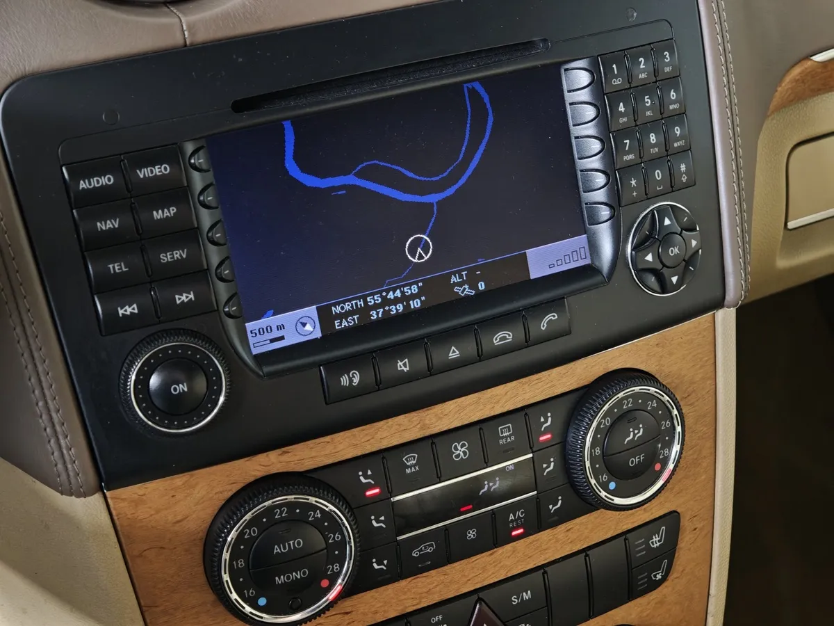 Mercedes-Benz GL 500 7G-Tronic 4MATIC (388 л.с.) Особая серия Синий в АВИЛОН. Слайд №21