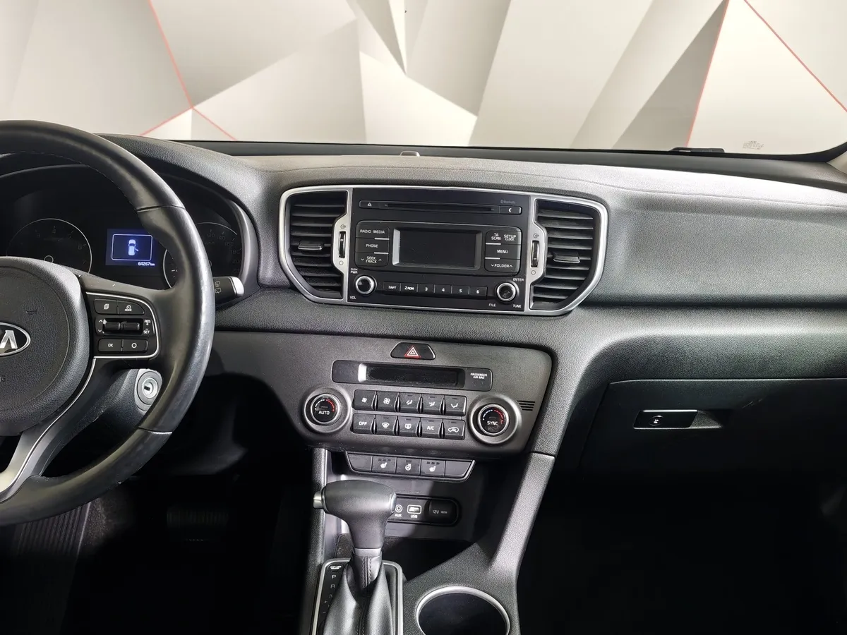 Kia Sportage 2.0 AT (150 л.с.) Comfort Белый в АВИЛОН. Слайд №15