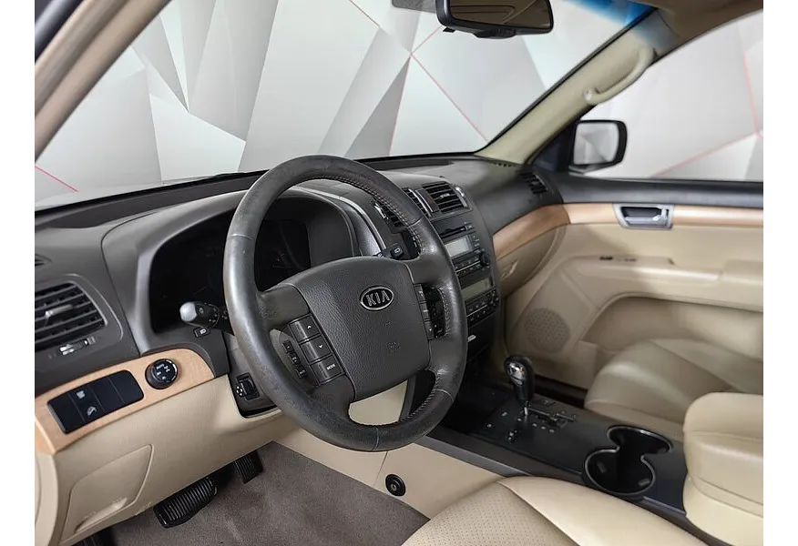 Kia Mohave 3.0 CRDi AT AWD (250 л.с.) Серебристый в АВИЛОН. Слайд №19