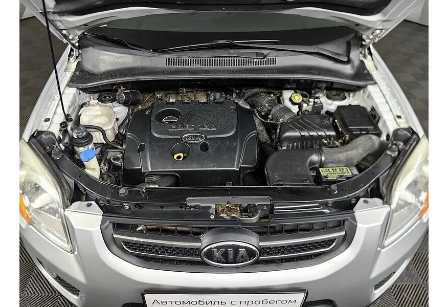 Kia Sportage 2.0 CRDi AT 4WD (112 л.с.) Серебристый в АВИЛОН. Слайд №11