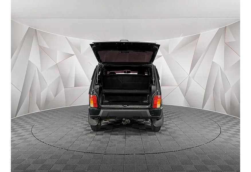 ВАЗ (Lada) 4x4 1.7 MT 8 кл. (83 л.с.) Зеленый в АВИЛОН. Слайд №11