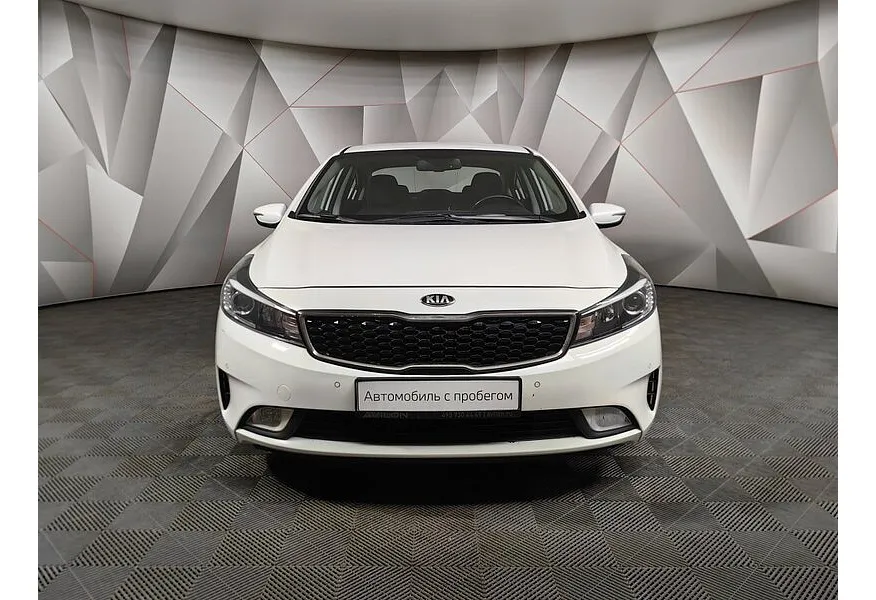Kia Cerato 2.0 AT (150 л.с.) Белый в АВИЛОН. Слайд №7