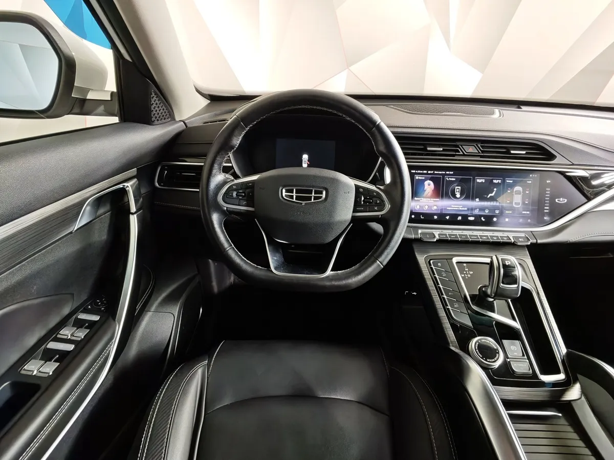 Geely Atlas Pro 1.5T AT FWD (177 л.с.) Luxury Белый в АВИЛОН. Слайд №20