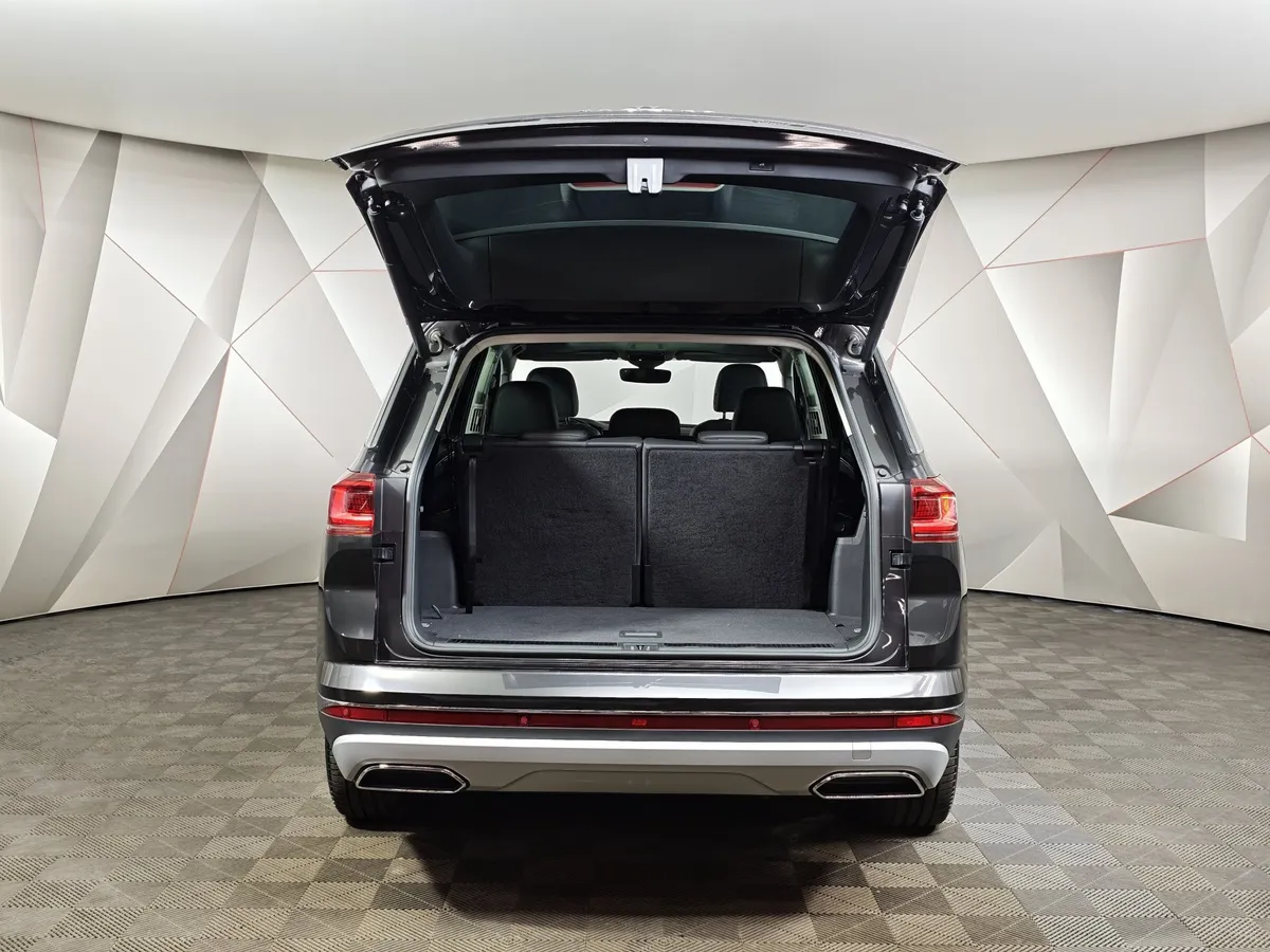 Volkswagen Talagon 2.0 7DSG AWD (220 л.с.) Flagship Черный в АВИЛОН. Слайд №12