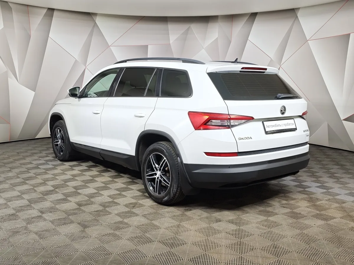 Skoda Kodiaq 1.4 TSI DSG 4X4 (150 л.с.) Белый в АВИЛОН. Слайд №4