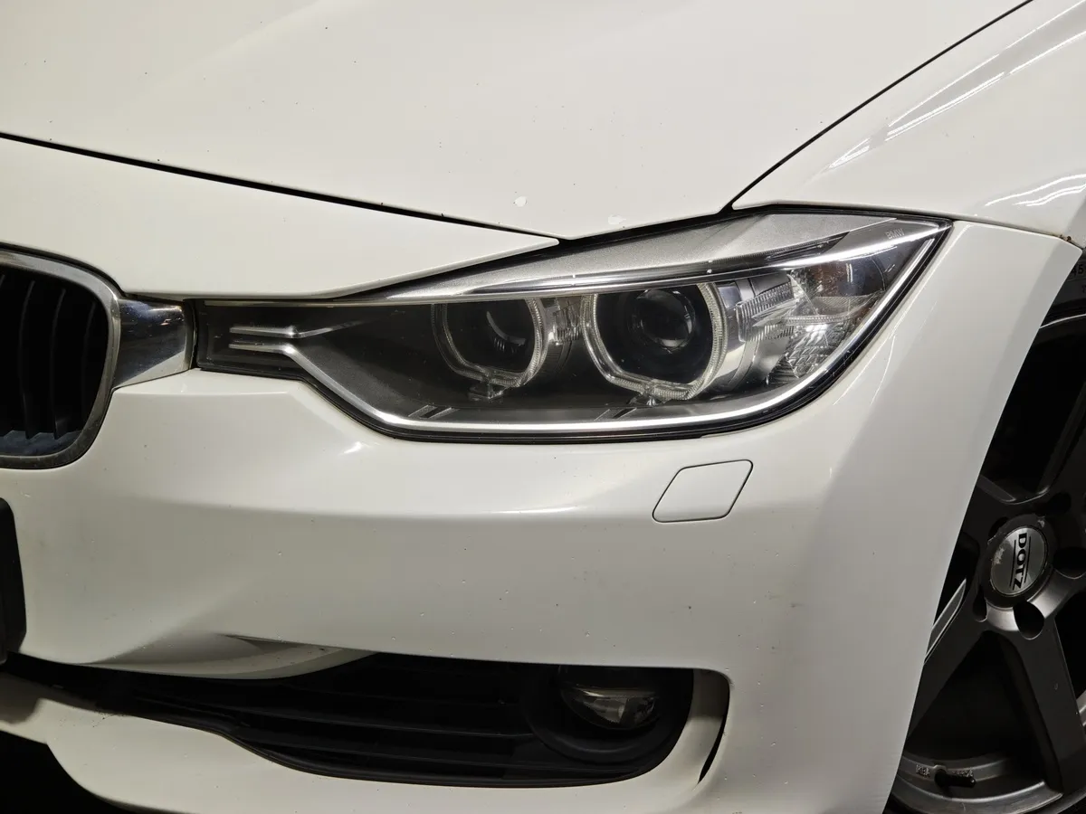 BMW 3 серия 320i AT (184 л.с.) Белый в АВИЛОН. Слайд №8