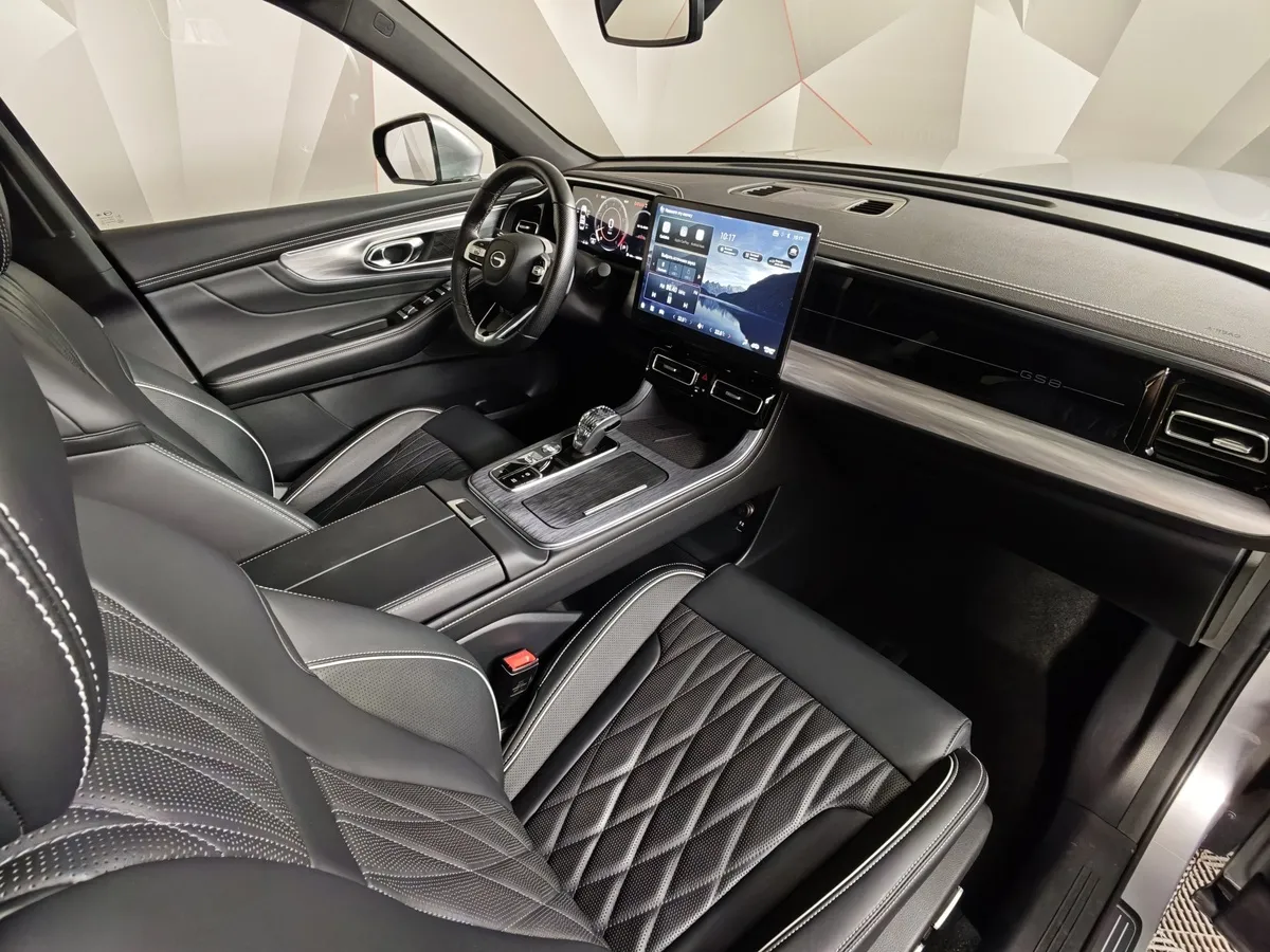 GAC GS8 2.0T 4WD (231 л.с.) GT Серый в АВИЛОН. Слайд №13