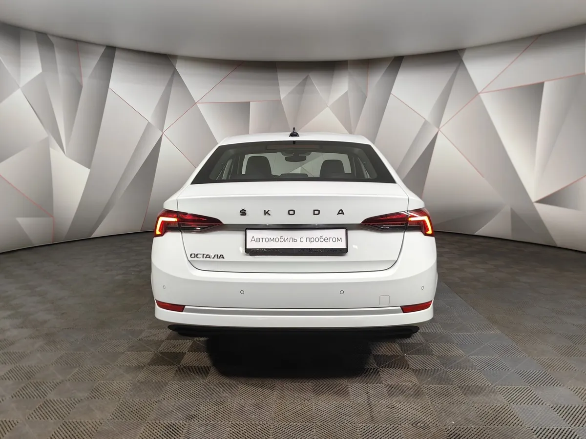 Skoda Octavia 1.4 AT FWD (150 л.с.) Белый в АВИЛОН. Слайд №8