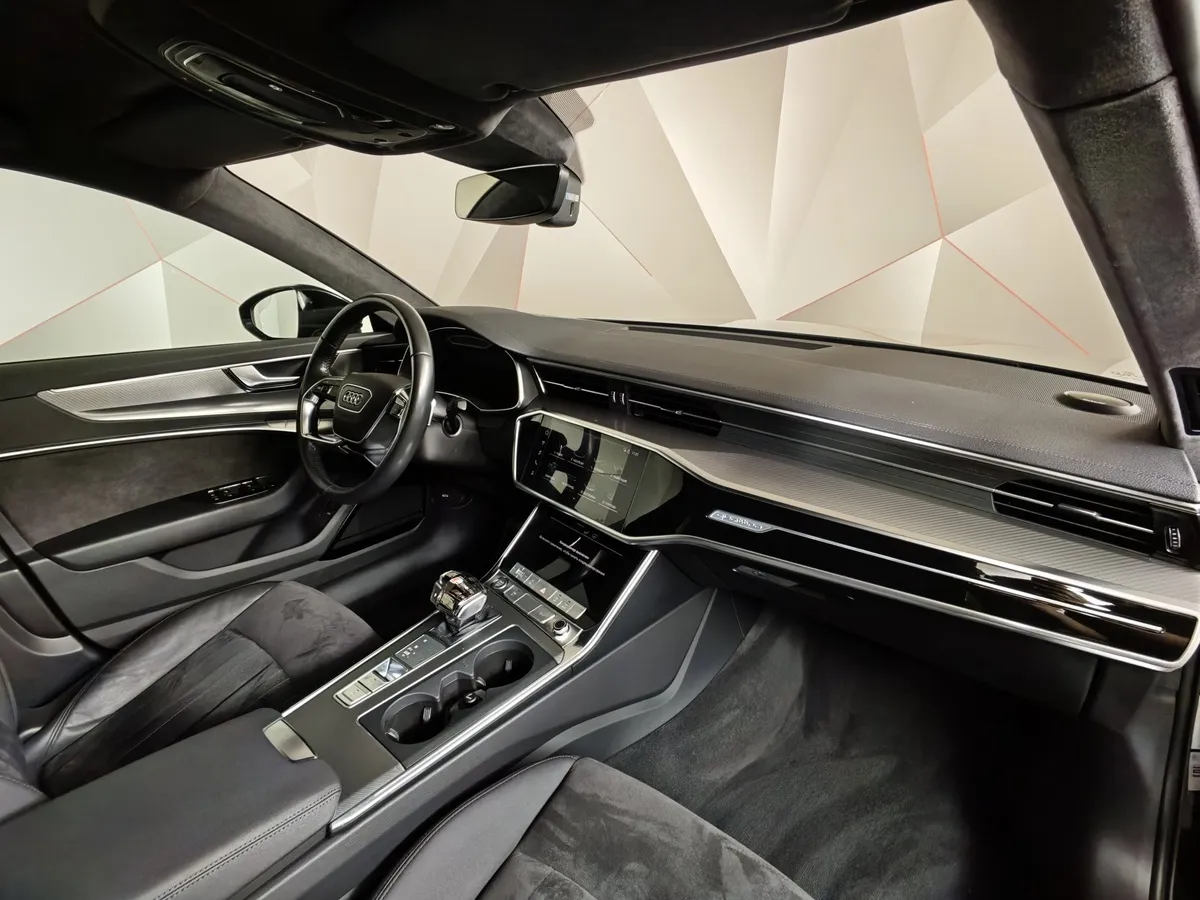 Audi A6 55 TFSI S tronic quattro (340 л.с.) Design Черный в АВИЛОН. Слайд №13