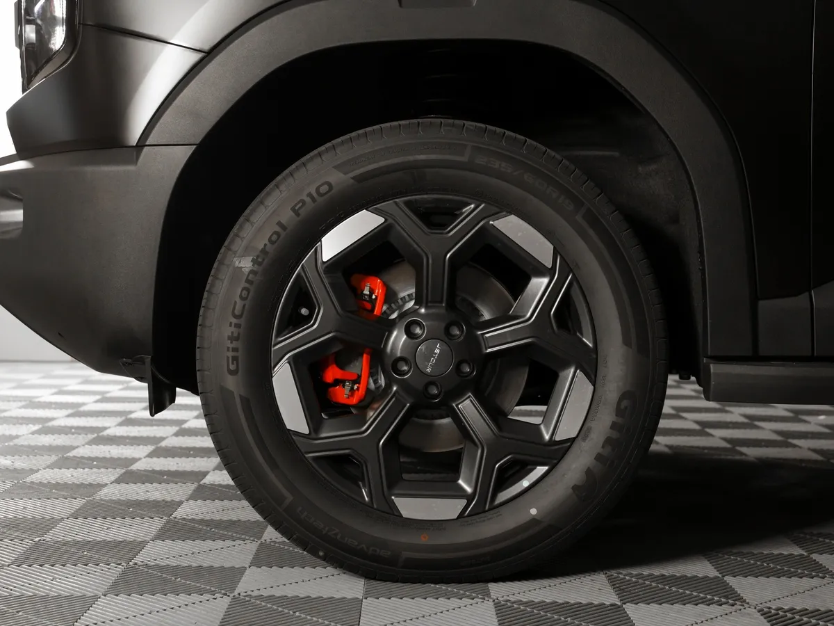 JETOUR T1 2.0T AT 4WD (245 л.с.) Лимитированная серия Черный в АВИЛОН. Слайд №11