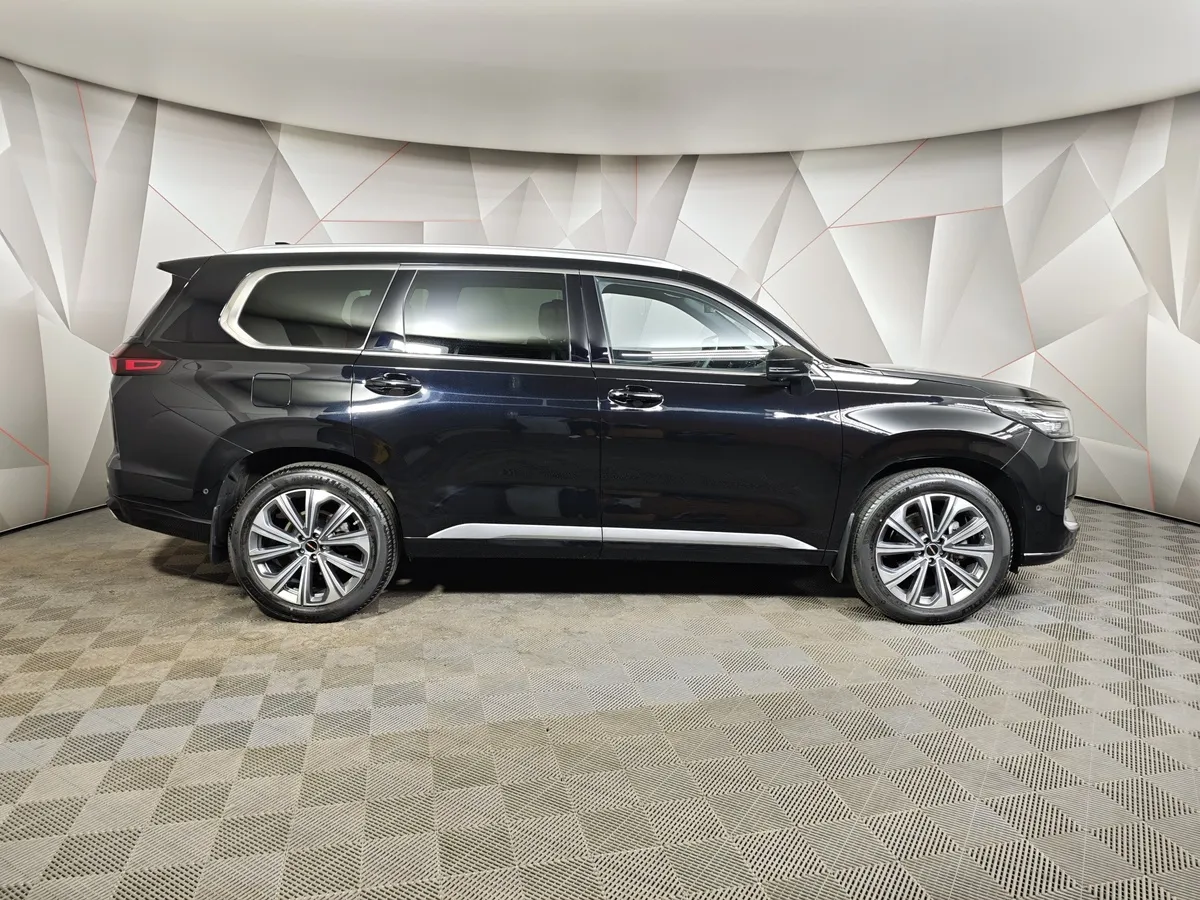 EXEED VX 2.0 AT AWD (249 л.с.) 7 мест President Черный в АВИЛОН. Слайд №6