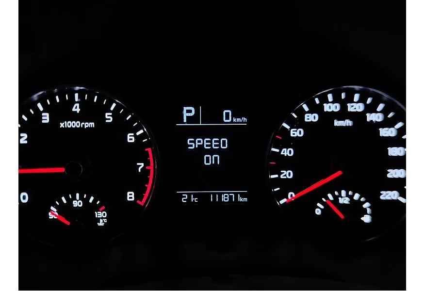 Kia Rio X-Line 1.6 AT (123 л.с.) Красный в АВИЛОН. Слайд №18