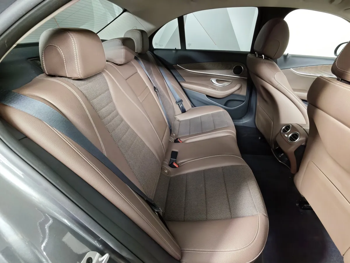 Mercedes-Benz E-Класс E 220 d 4MATIC 9G-TRONIC (194 л.с.) Premium (Локальная сборка) Серый в АВИЛОН. Слайд №15