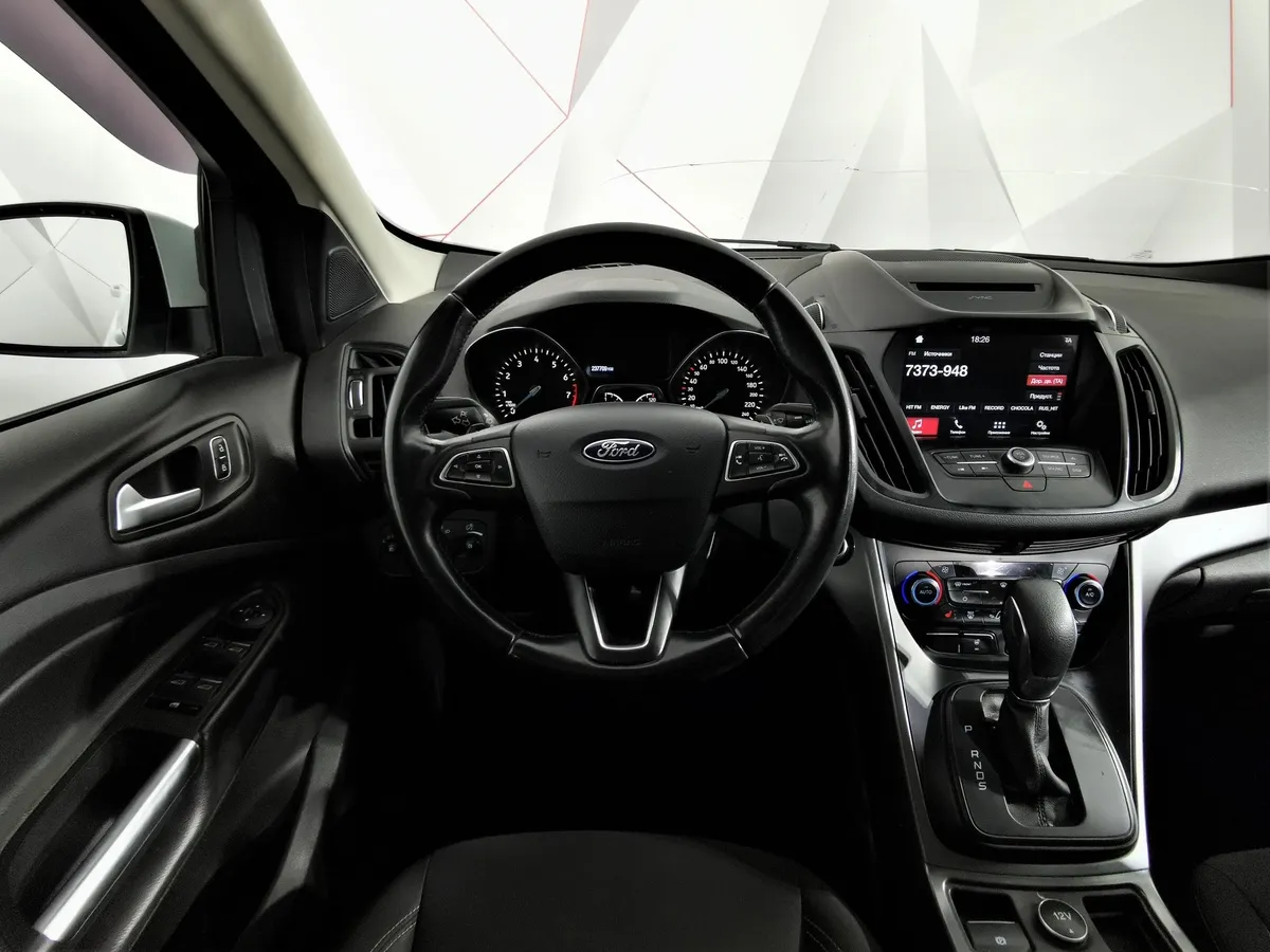 Ford Kuga 2.5 AT (150 л.с.) Titanium Белый в АВИЛОН. Слайд №16