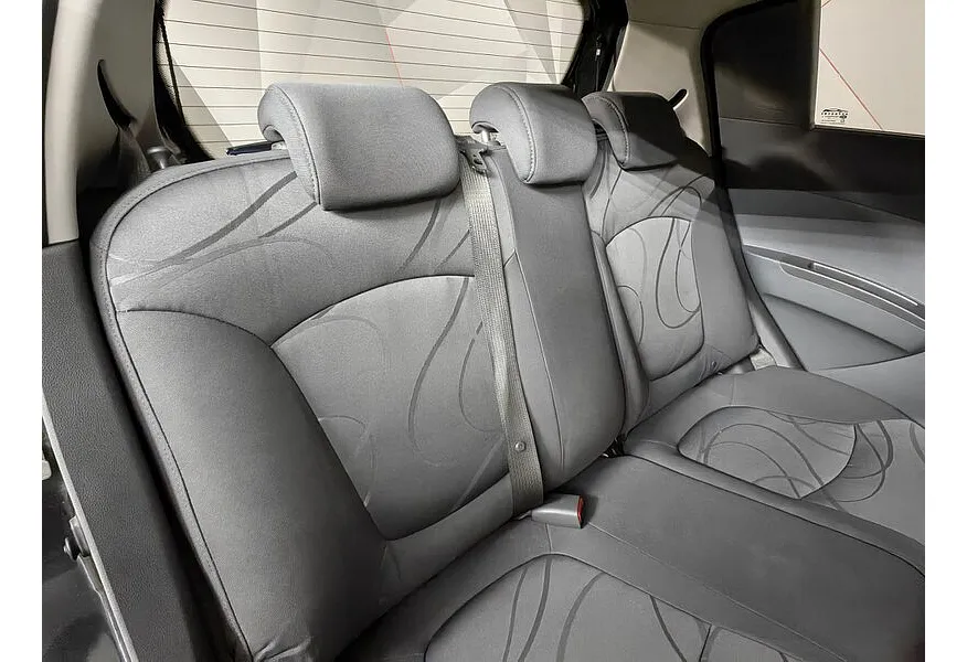 Chevrolet Spark 1.0 AT (68 л.с.) LS Черный в АВИЛОН. Слайд №16 Chevrolet Spark 1.0 AT (68 л.с.) LS Черный в АВИЛОН. Слайд №16