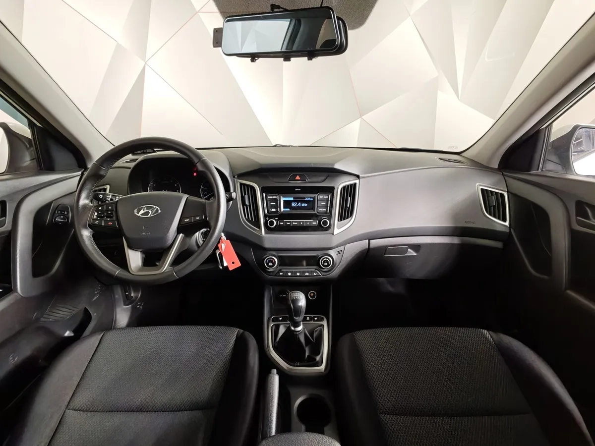 Hyundai Creta 1.6 MT AWD (121 л.с.) Comfort Белый в АВИЛОН. Слайд №14