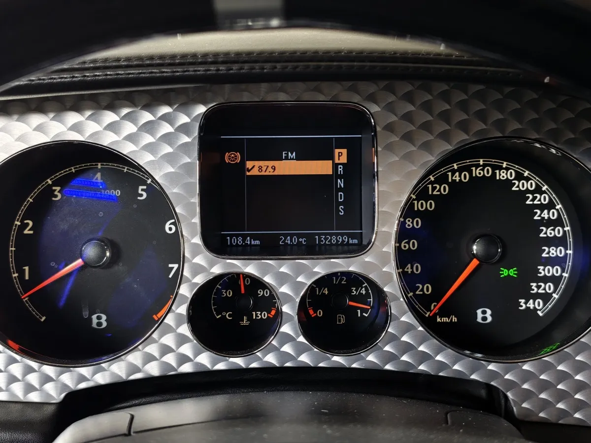 Bentley Continental GT 6.0 AT Twin Turbo (560 л.с.) Оранжевый в АВИЛОН. Слайд №18