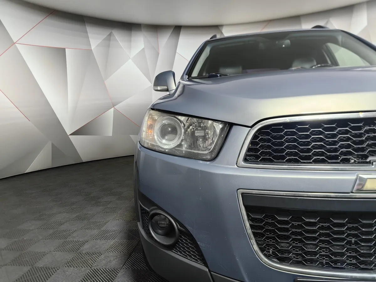 Chevrolet Captiva 2.4 AT (5 мест) (167 л.с.) LT Серый в АВИЛОН. Слайд №10