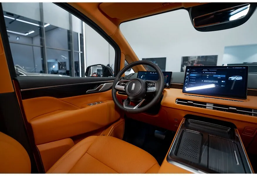 WEY 80 1.5T PHEV AT 4WD (487 л.с.) Premium Черный в АВИЛОН. Слайд №9