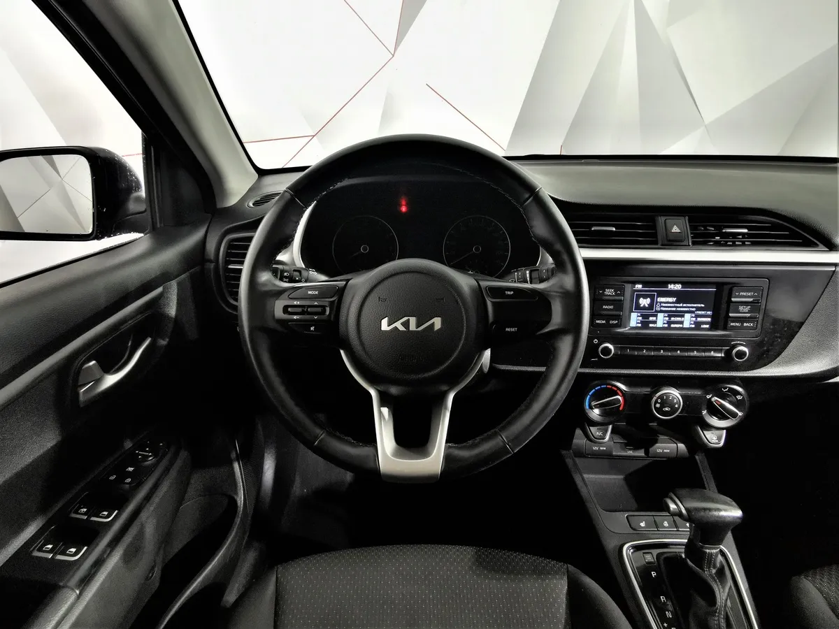 Kia Rio X-Line 1.6 AT (123 л.с.) Серый в АВИЛОН. Слайд №18