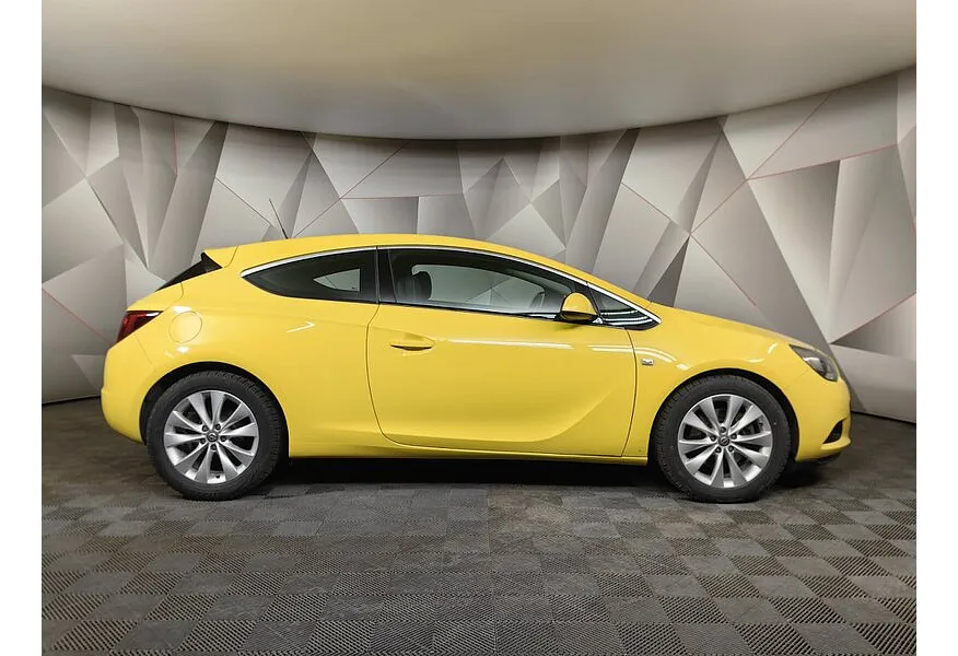 Opel Astra 1.6 Turbo AT (170 л.с.) Sport Желтый в АВИЛОН. Слайд №6 Opel Astra 1.6 Turbo AT (170 л.с.) Sport Желтый в АВИЛОН. Слайд №6