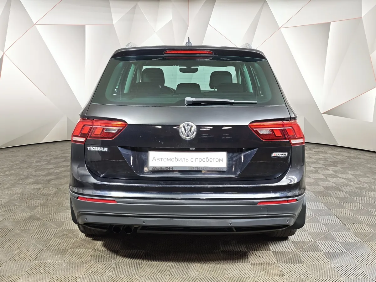 Volkswagen Tiguan 2.0 TSI 4Motion AT (200 л.с.) Sport & Style Черный в АВИЛОН. Слайд №8