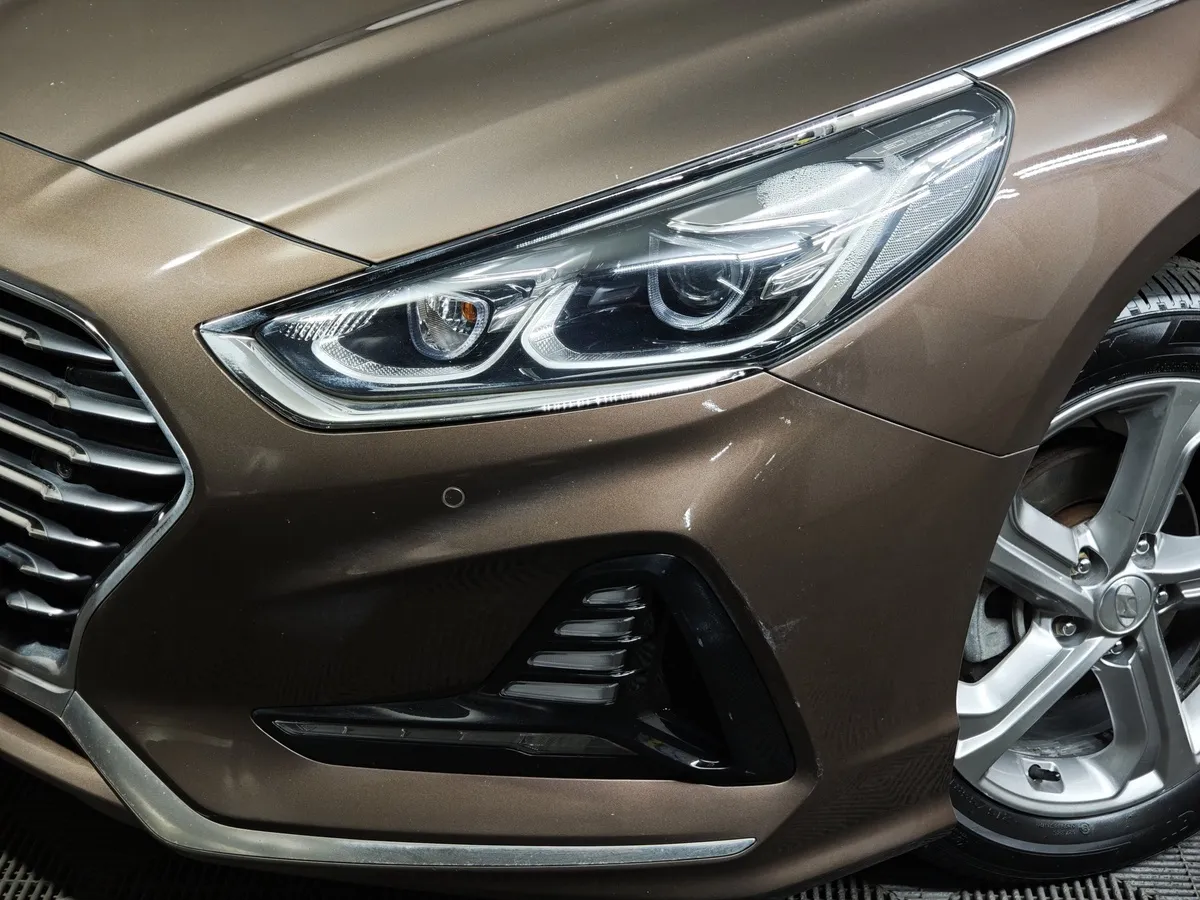 Hyundai Sonata 2.0 MPI (150 л.с.) Business Бежевый в АВИЛОН. Слайд №10