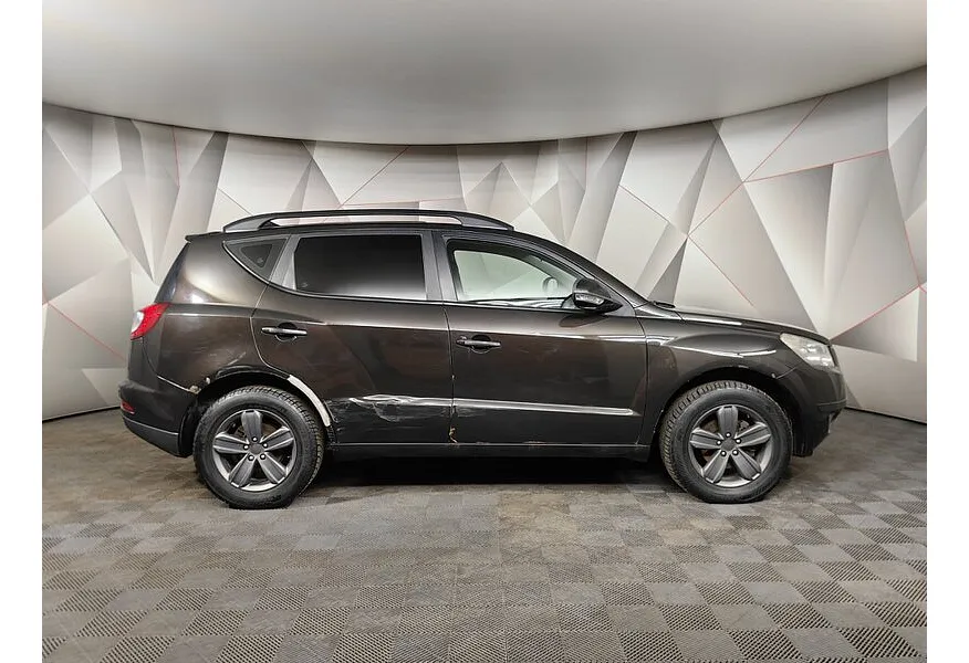 Geely Emgrand X7 2.0 MT (139 л.с.) Коричневый в АВИЛОН. Слайд №6