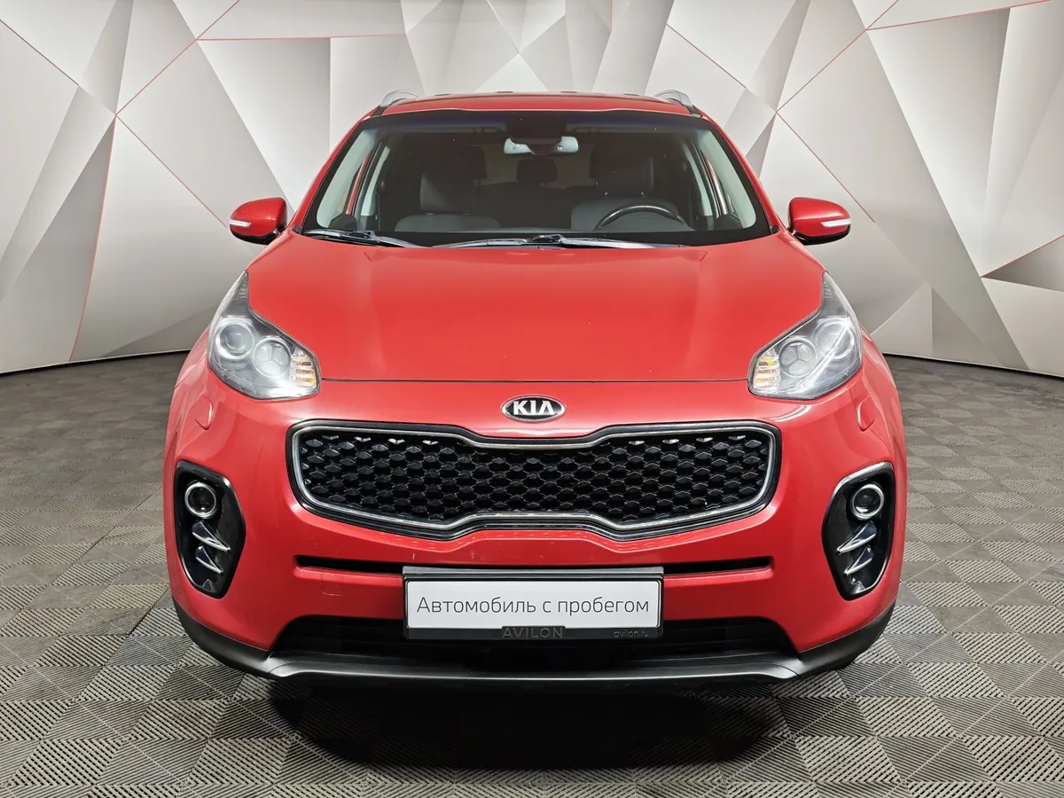 Kia Sportage 2.0 AT (150 л.с.) Красный в АВИЛОН. Слайд №7