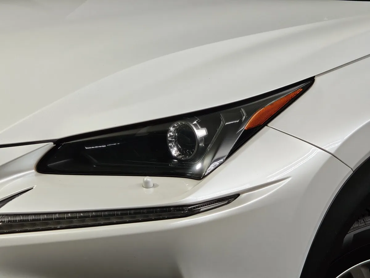 Lexus NX 300 AT AWD (238 л.с.) Белый в АВИЛОН. Слайд №10