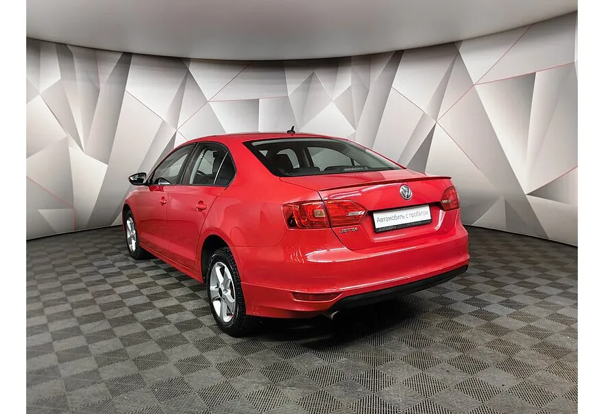 Volkswagen Jetta 1.6 AT (105 л.с.) Comfortline Красный в АВИЛОН. Слайд №4