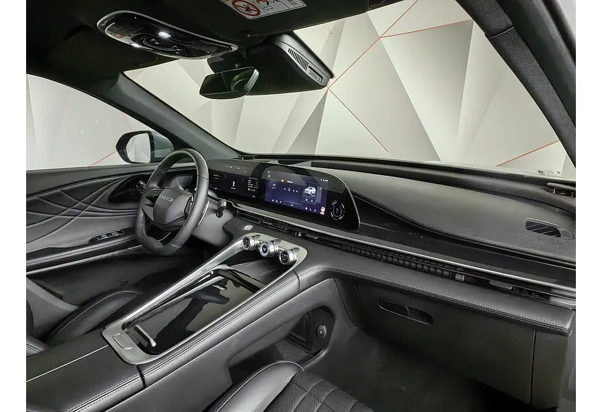 EXEED RX 2.0T DCT 4WD (249 л.с.) Platinum Серый в АВИЛОН. Слайд №13