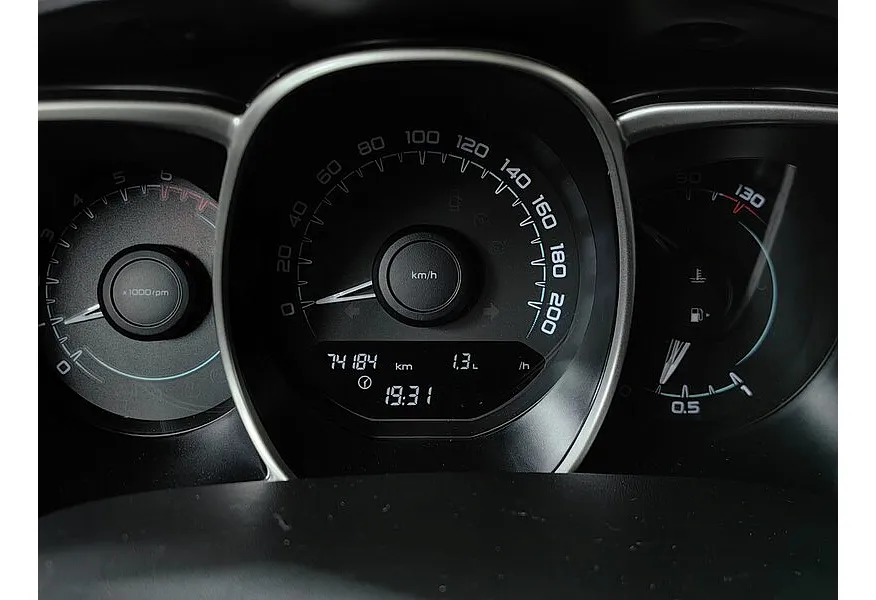 АВИЛОН - ВАЗ (Lada) Vesta 1.6 MT (106 л.с.) Голубой - slide 18