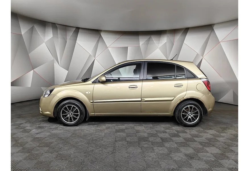 Kia Rio 1.4 AT (97 л.с.) Classic Бежевый в АВИЛОН. Слайд №5