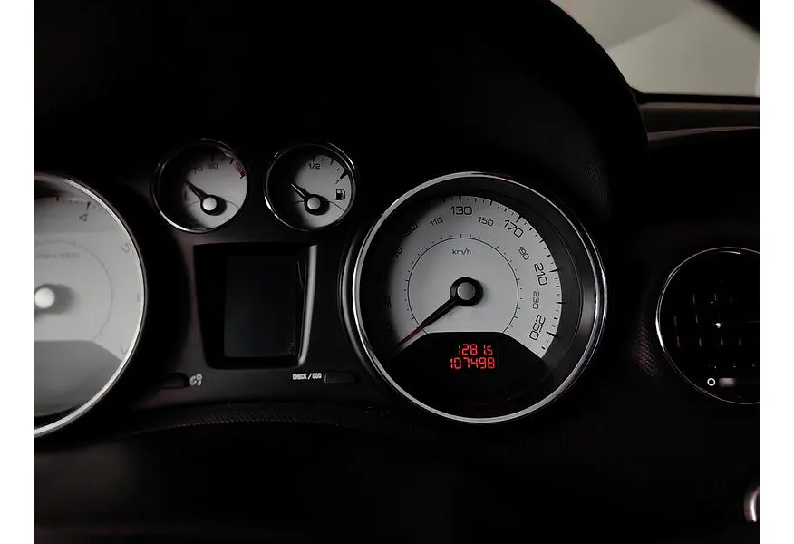 Peugeot 408 1.6 MT (110 л.с.) Серый в АВИЛОН. Слайд №18