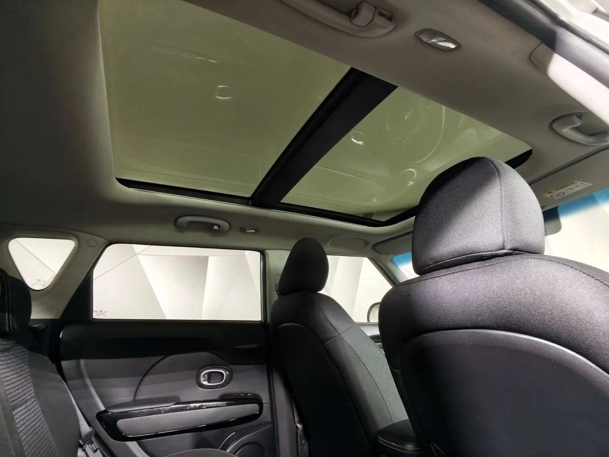 Kia Soul 1.6 GDI AT (132 л.с.) Classic Белый в АВИЛОН. Слайд №24