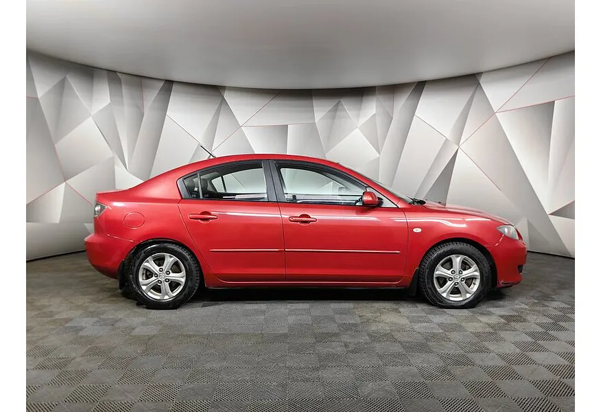 Mazda 3 1.6 AT (105 л.с.) Красный в АВИЛОН. Слайд №6 Mazda 3 1.6 AT (105 л.с.) Красный в АВИЛОН. Слайд №6