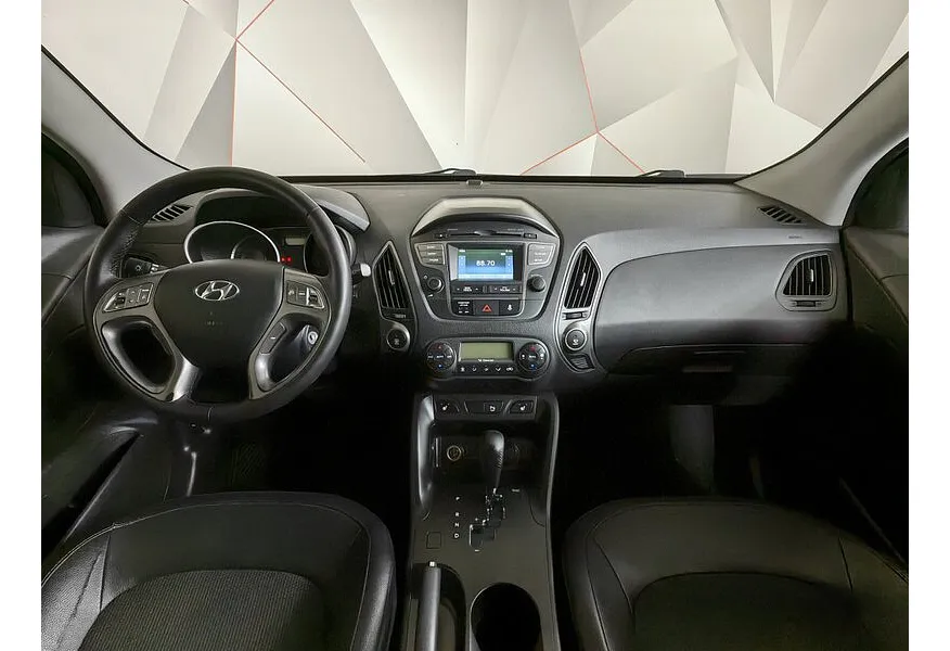 Hyundai ix35 2.0 CRDi AT 4WD (136 л.с.) Comfort Белый в АВИЛОН. Слайд №10