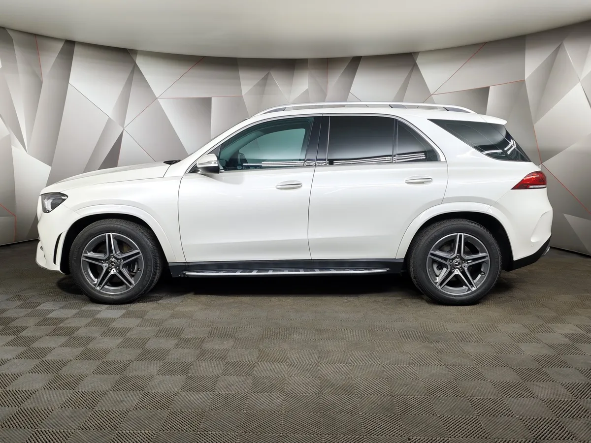 Mercedes-Benz GLE 300 d 4MATIC 9G-TRONIC (245 л.с.) Sport Белый в АВИЛОН. Слайд №5