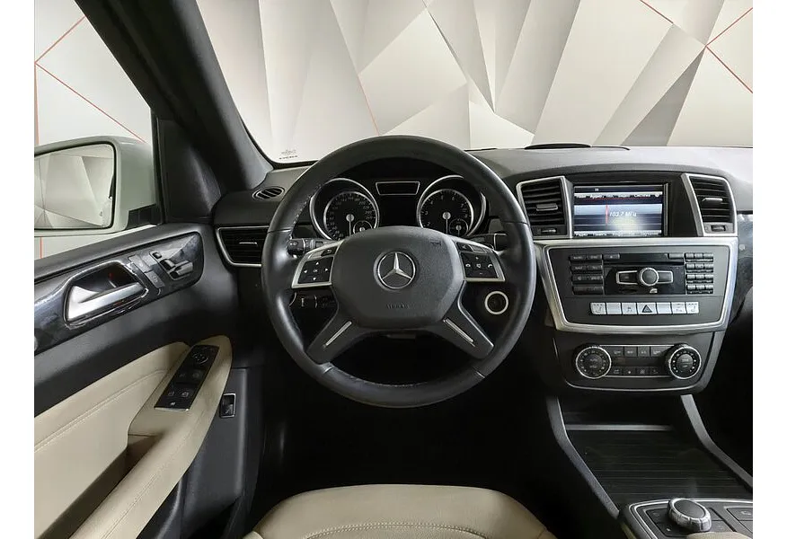 Mercedes-Benz M-Класс ML 300 BlueEfficiency 7G-Tronic Plus 4Matic (249 л.с.) Белый в АВИЛОН. Слайд №19