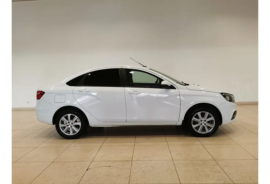 ВАЗ (Lada) Vesta 1.6 MT (106 л.с.) Белый в АВИЛОН. Слайд №6