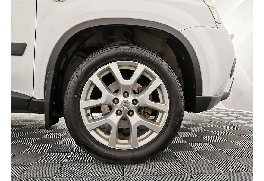 Nissan X-Trail 2.0 CVT AWD (144 л.с.) LE Top Белый в АВИЛОН. Слайд №9